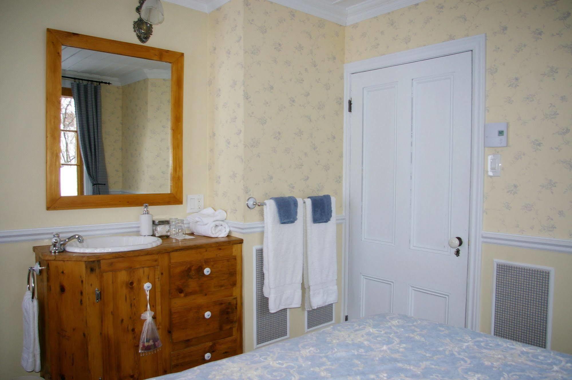 Auberge Du Maitre Forgeron Бопре Экстерьер фото